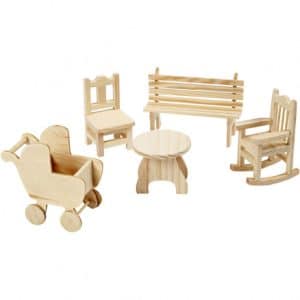 Minimøbler, stol, bænk, gyngestol, bord, barnevogn, H: 5,8-10,5 cm, 50